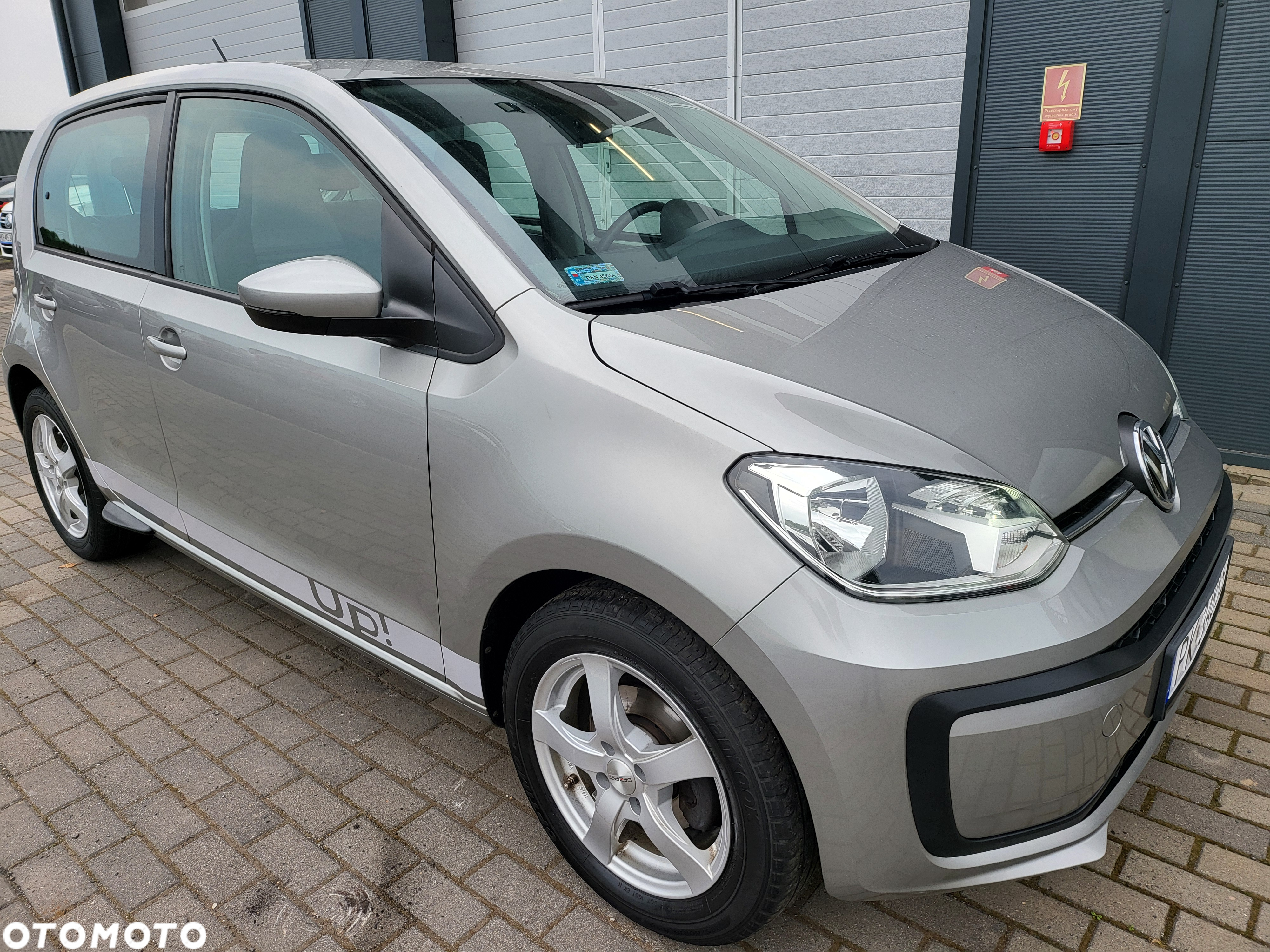 Volkswagen up! 1.0 move - 27