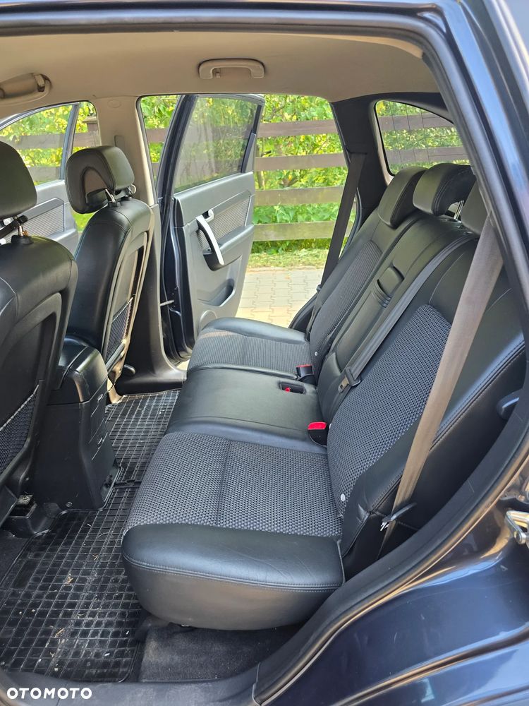 Chevrolet Captiva 2.4 4WD 7 Sitzer LT - 24