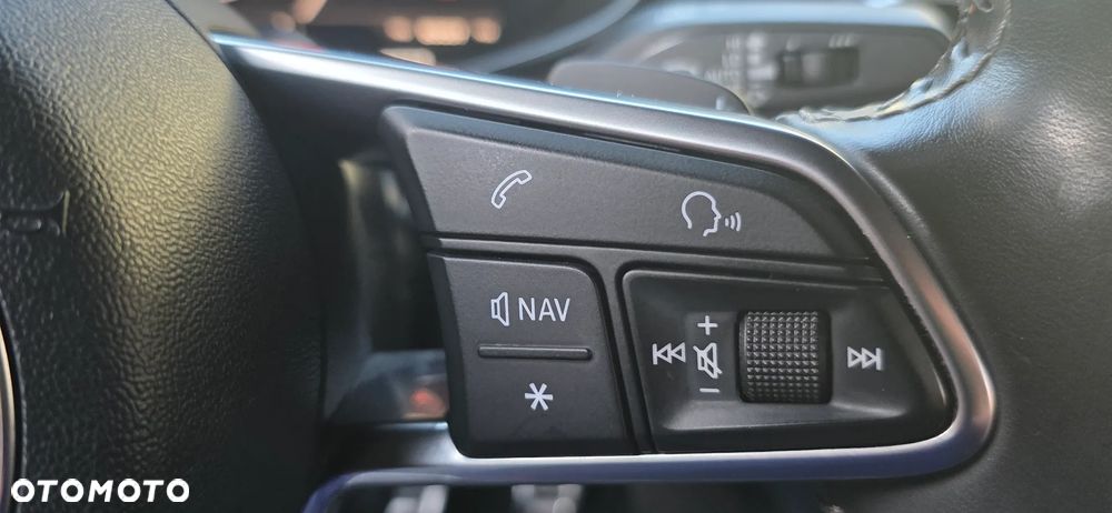 Audi TT S Coupé - 19