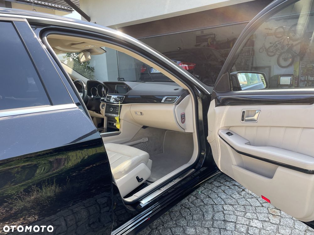 Mercedes-Benz Klasa E 220 BlueTEC 4-Matic Elegance - 13