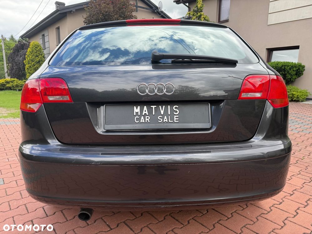 Audi A3 Sportback 1.6 Ambiente - 8