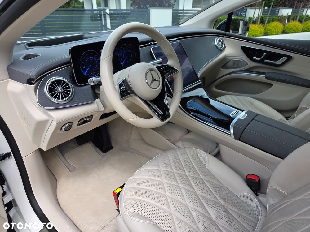Mercedes-Benz EQS - 37