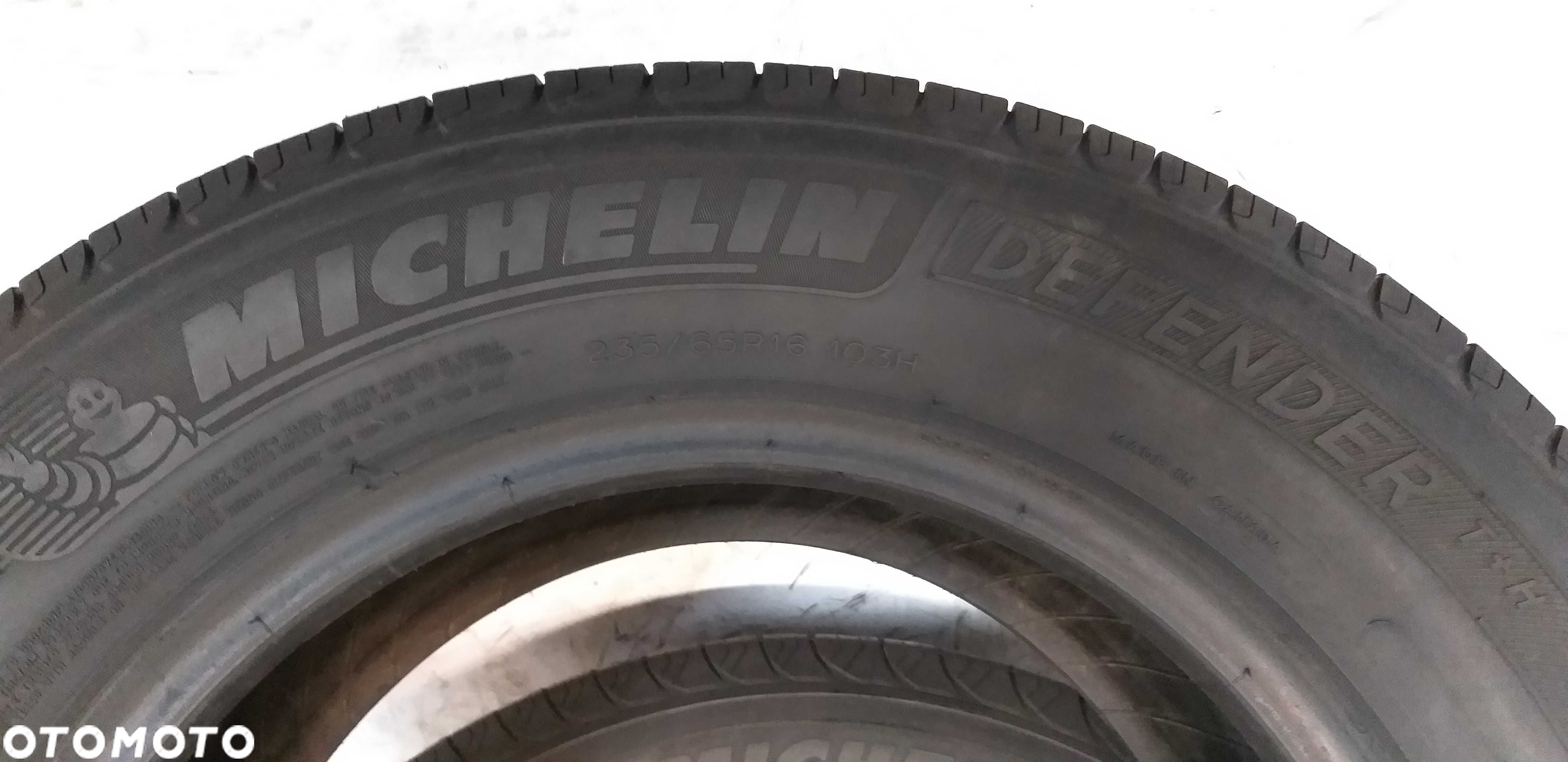 P526480M Para 235/65R16 108H Michelin Defender dot.4517 całoroczne - 5