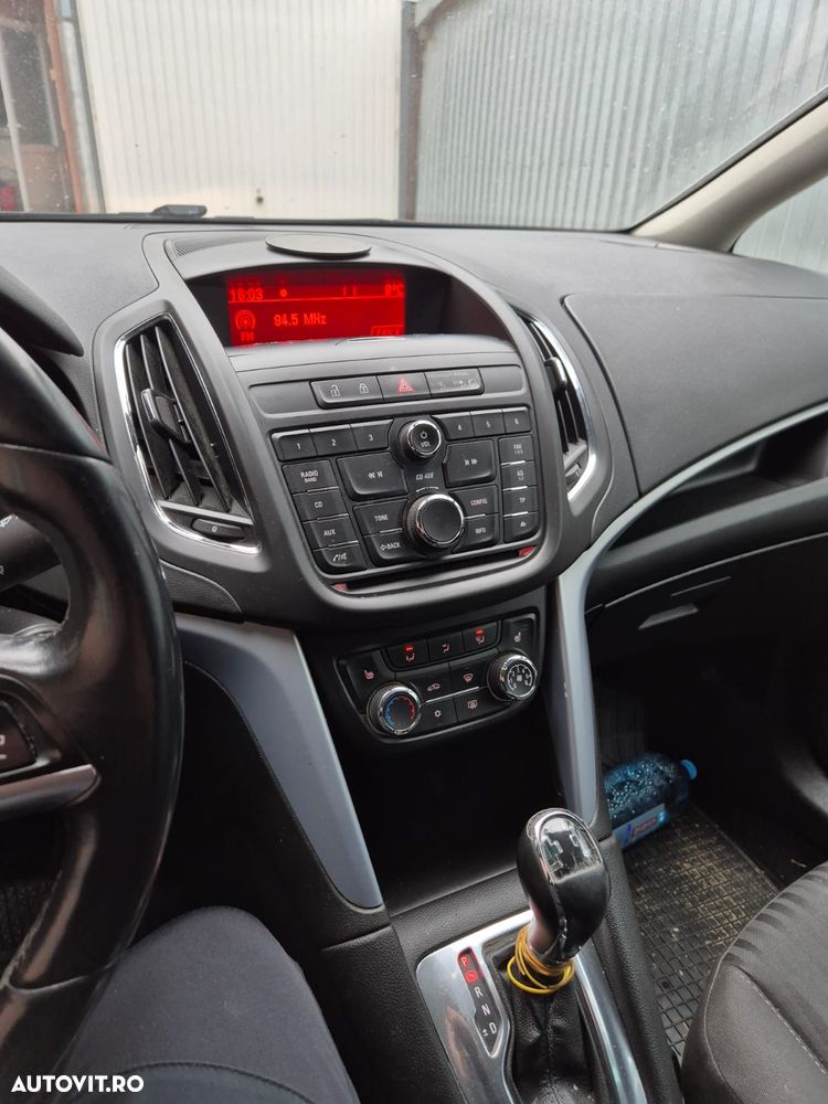 Opel Zafira - 5