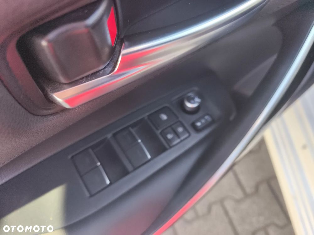 Toyota Corolla 1.8 Hybrid Executive - 24