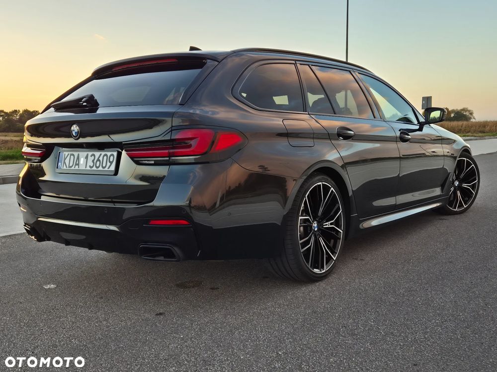 BMW Seria 5 540d xDrive M Sport Edition - 9