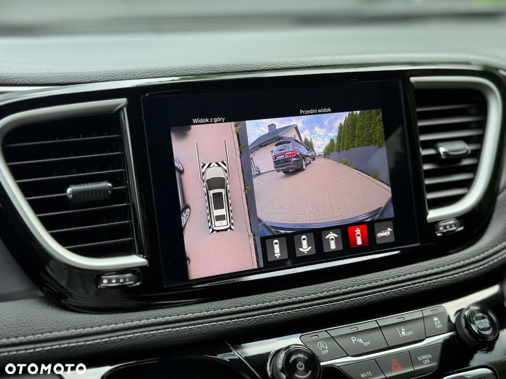 Chrysler Pacifica - 26