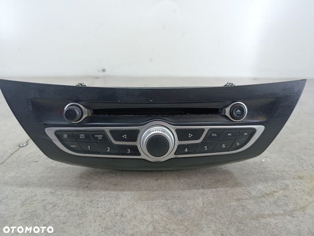 RADIO FABRYCZNE RENAULT LAGUNA III 281156980R 7649018391  BLAUPUNKT - 3