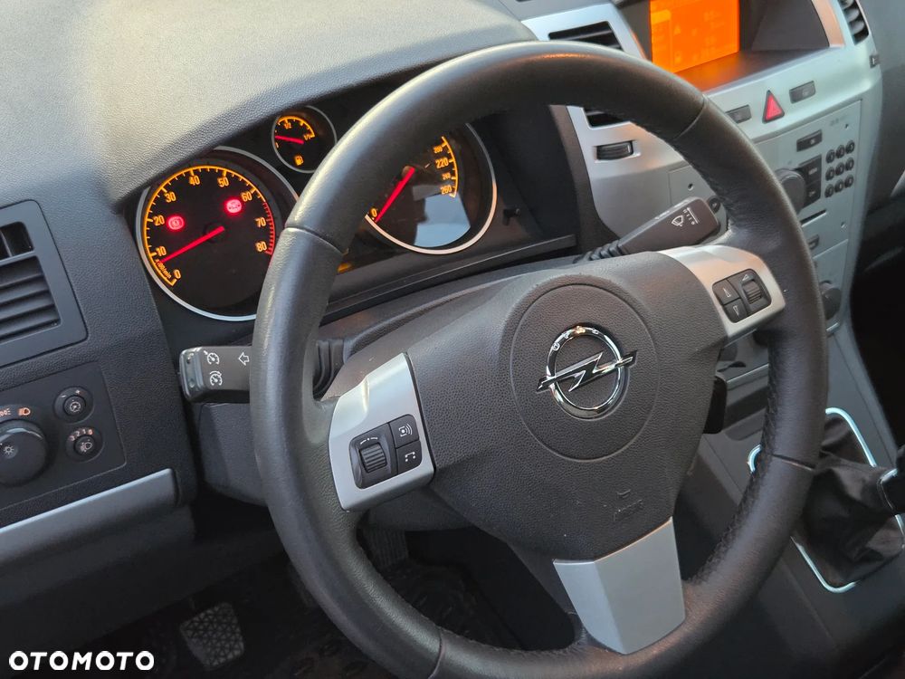 Opel Zafira 1.8 Family - 18