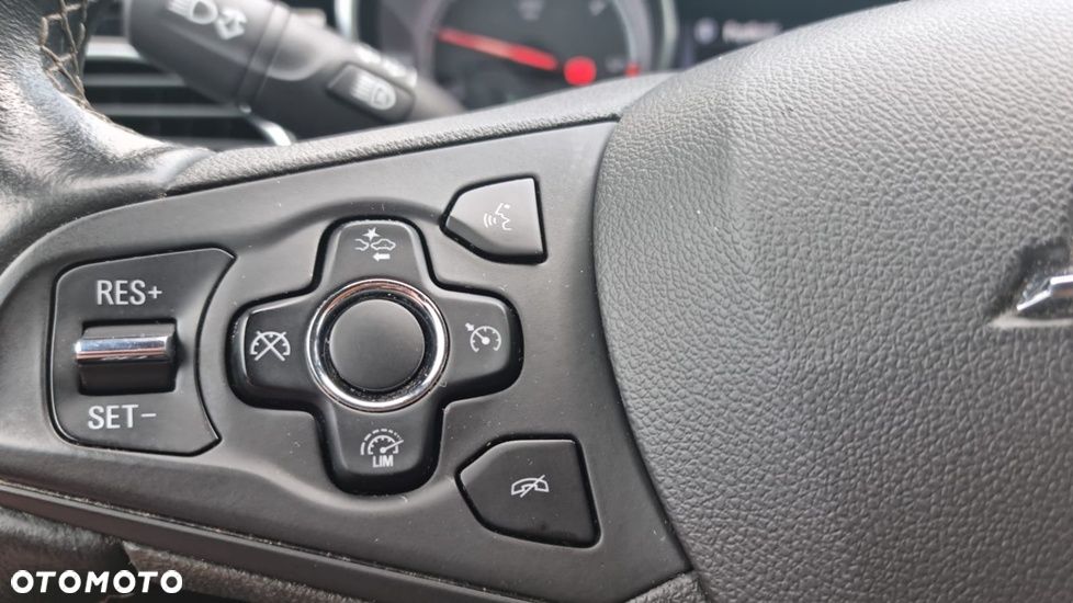 Opel Astra 1.6 BiTurbo D (CDTI) Start/Stop Innovation - 14