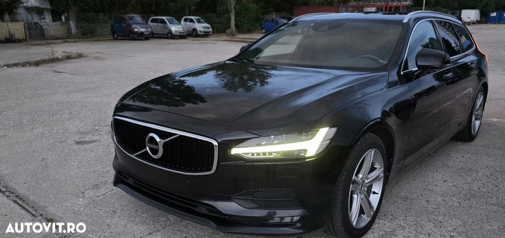 Volvo V90 D4 AWD Geartronic Momentum Pro - 5