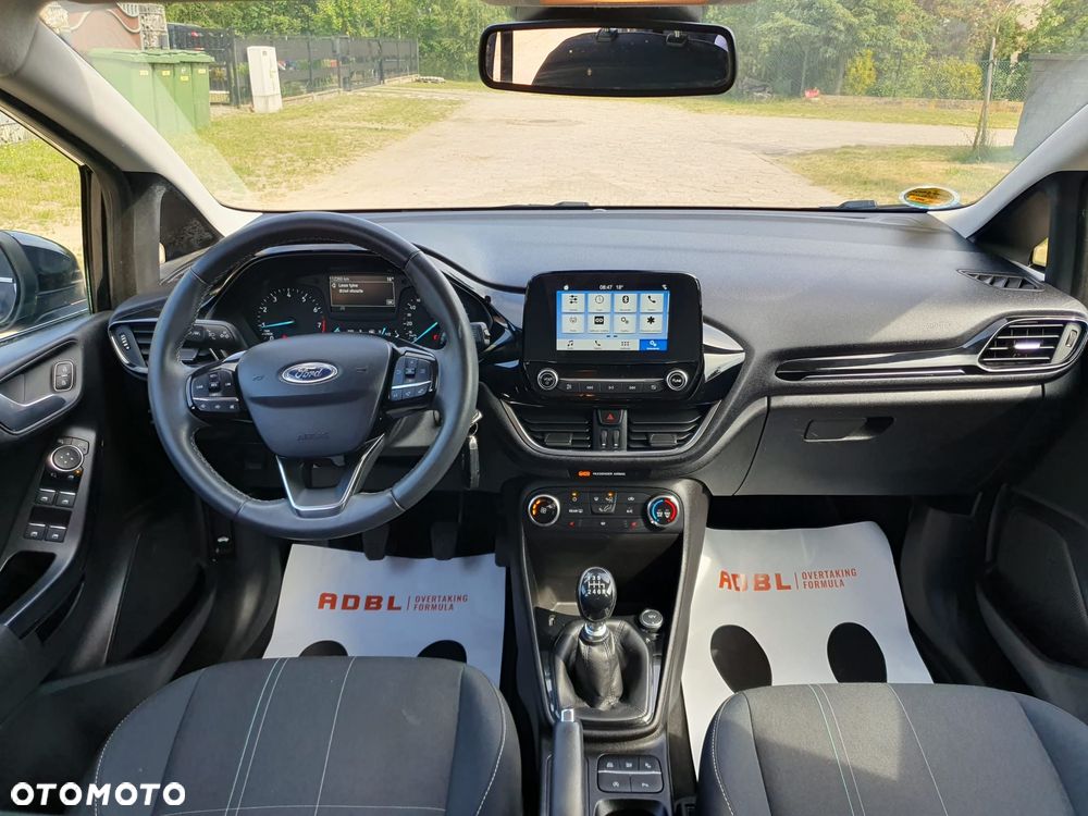 Ford Fiesta 1.0 EcoBoost S&S TITANIUM - 11