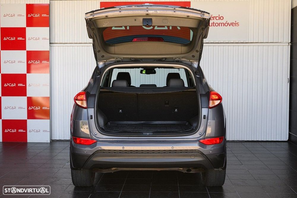 Hyundai Tucson 1.7 CRDi Executive - 15