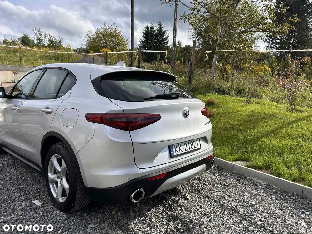 Alfa Romeo Stelvio - 23