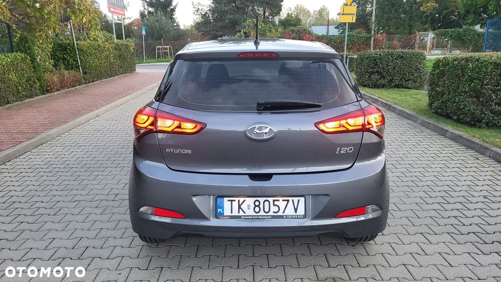 Hyundai i20 - 21