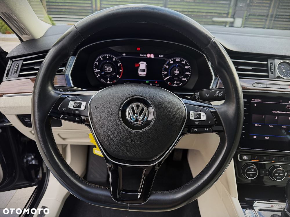 Volkswagen Passat 2.0 TSI 4Mot Elegance DSG - 23