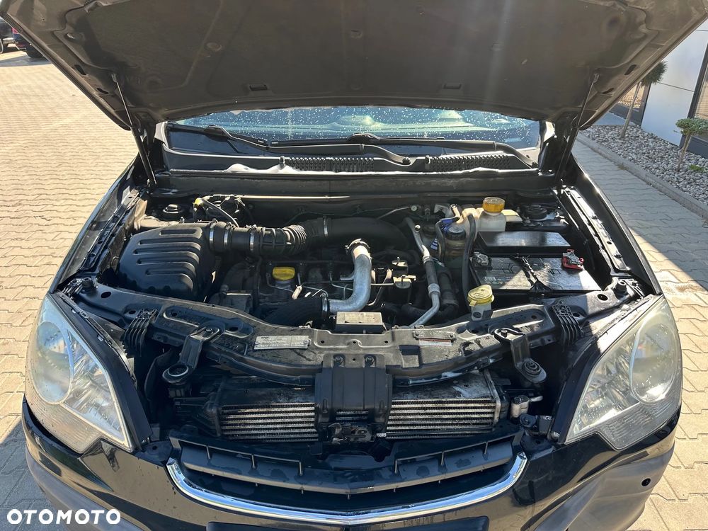 Opel Antara - 15