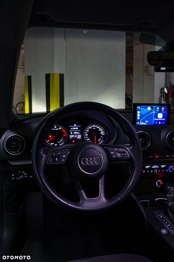 Audi A3 Sportback 35 TFSI S tronic - 22