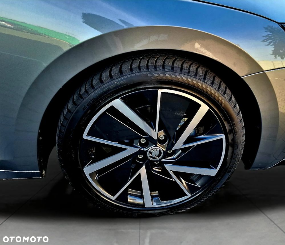 Skoda Octavia 2.0 TDI Sportline DSG - 8