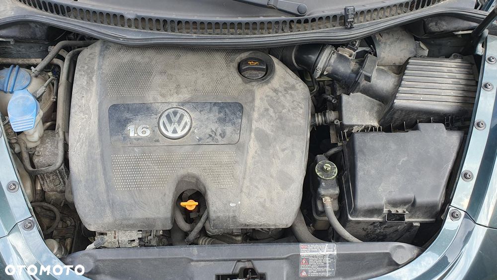 Volkswagen New Beetle Cabriolet 1.6 Freestyle - 10