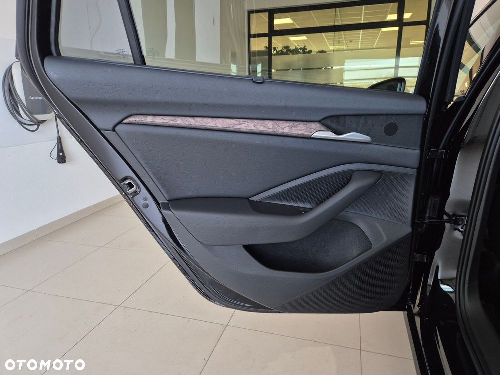 Skoda Superb 2.0 TDI SCR 4x4 L&K DSG - 28