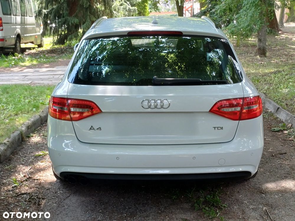 Audi A4 Avant - 6