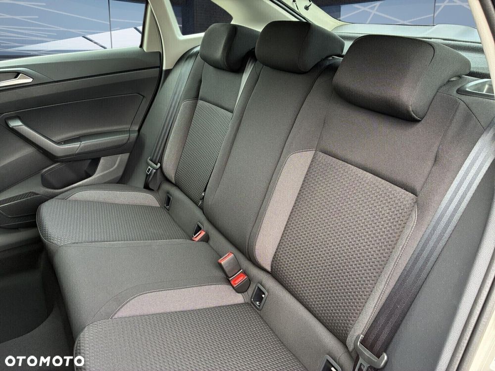 Volkswagen Taigo 1.0 TSI Pure DSG - 8