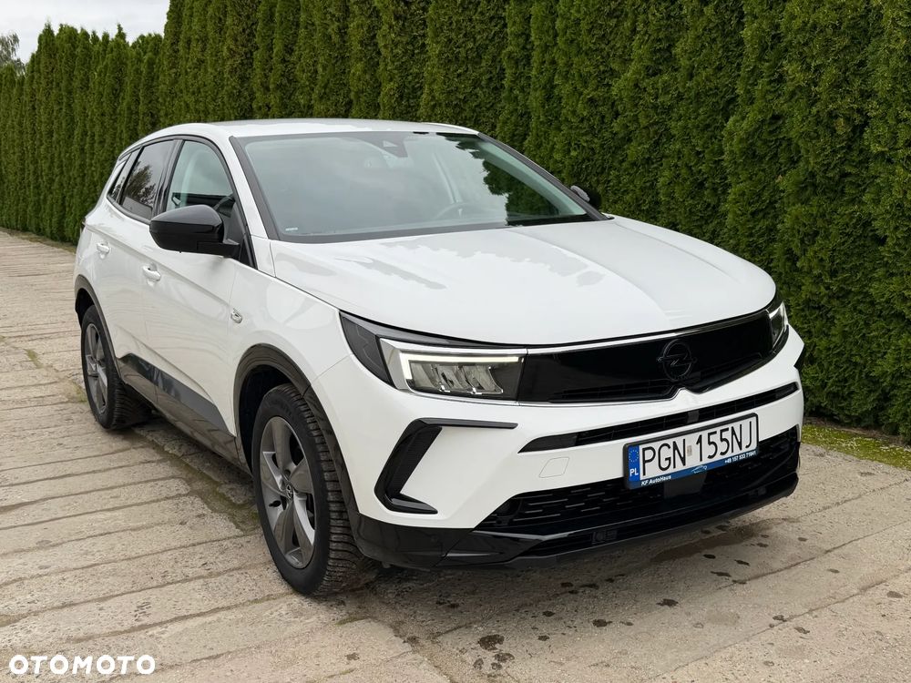 Opel Grandland 1.2 T Business Elegance S&S - 24