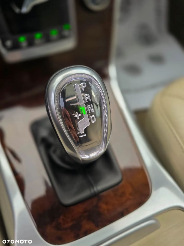 Volvo V70 2.5T Summum - 27