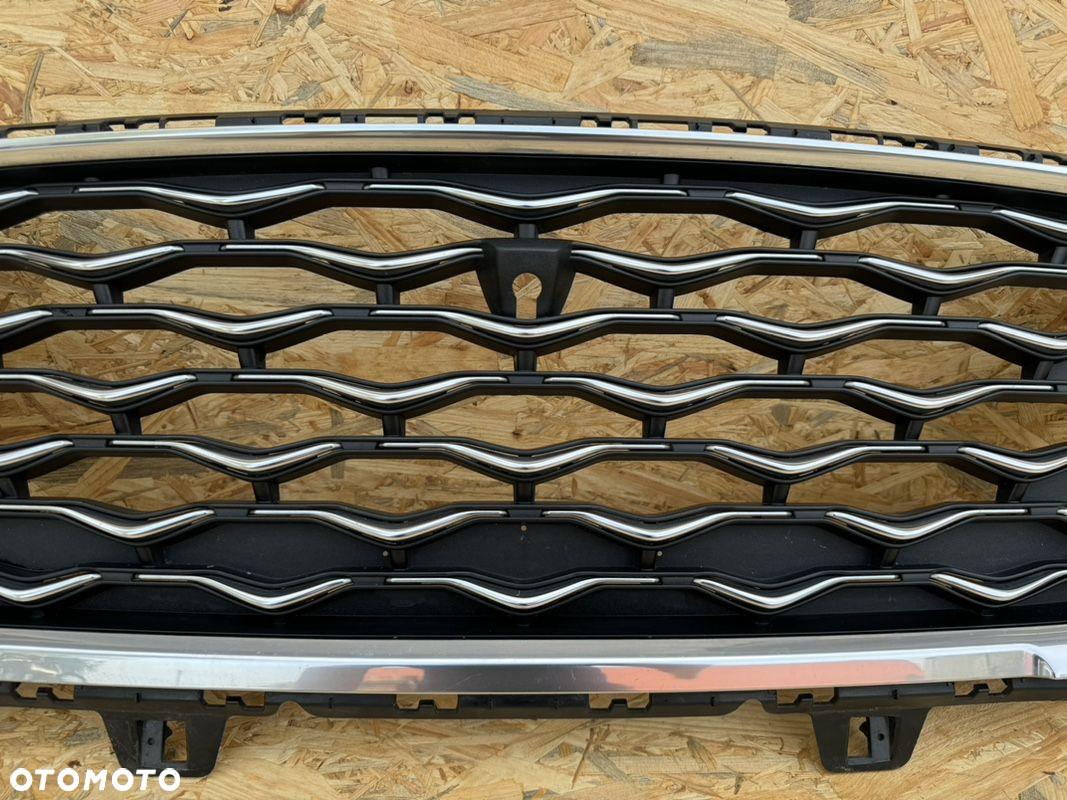 GRILL ATRAPA CHŁODNICY FORD KUGA MK3 19+ VIGNALE NA CHROM LV4B-8200-V LV4B-8150-U ORYGINAŁ - 2