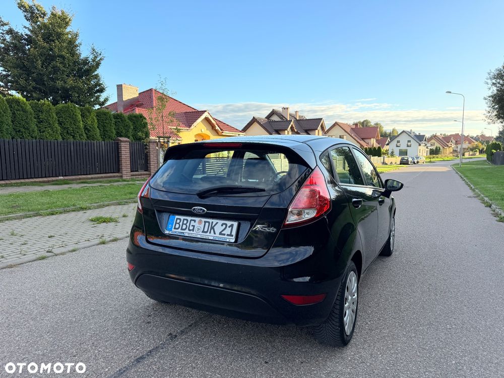 Ford Fiesta - 10