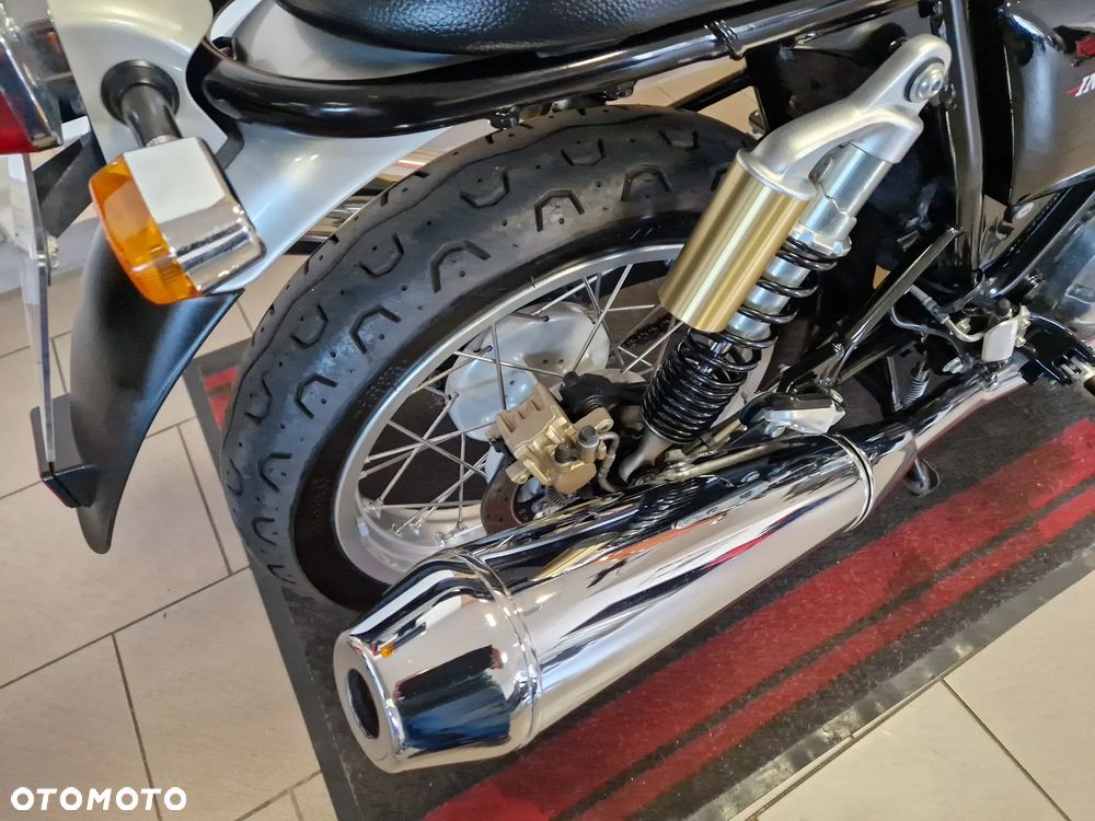 Royal Enfield Continental - 31