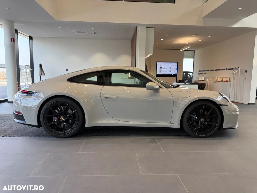 Porsche 911 Carrera PDK - 6