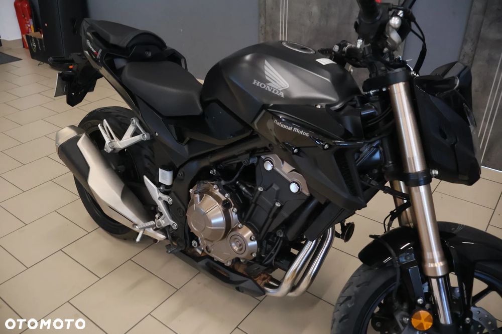 Honda CB - 11
