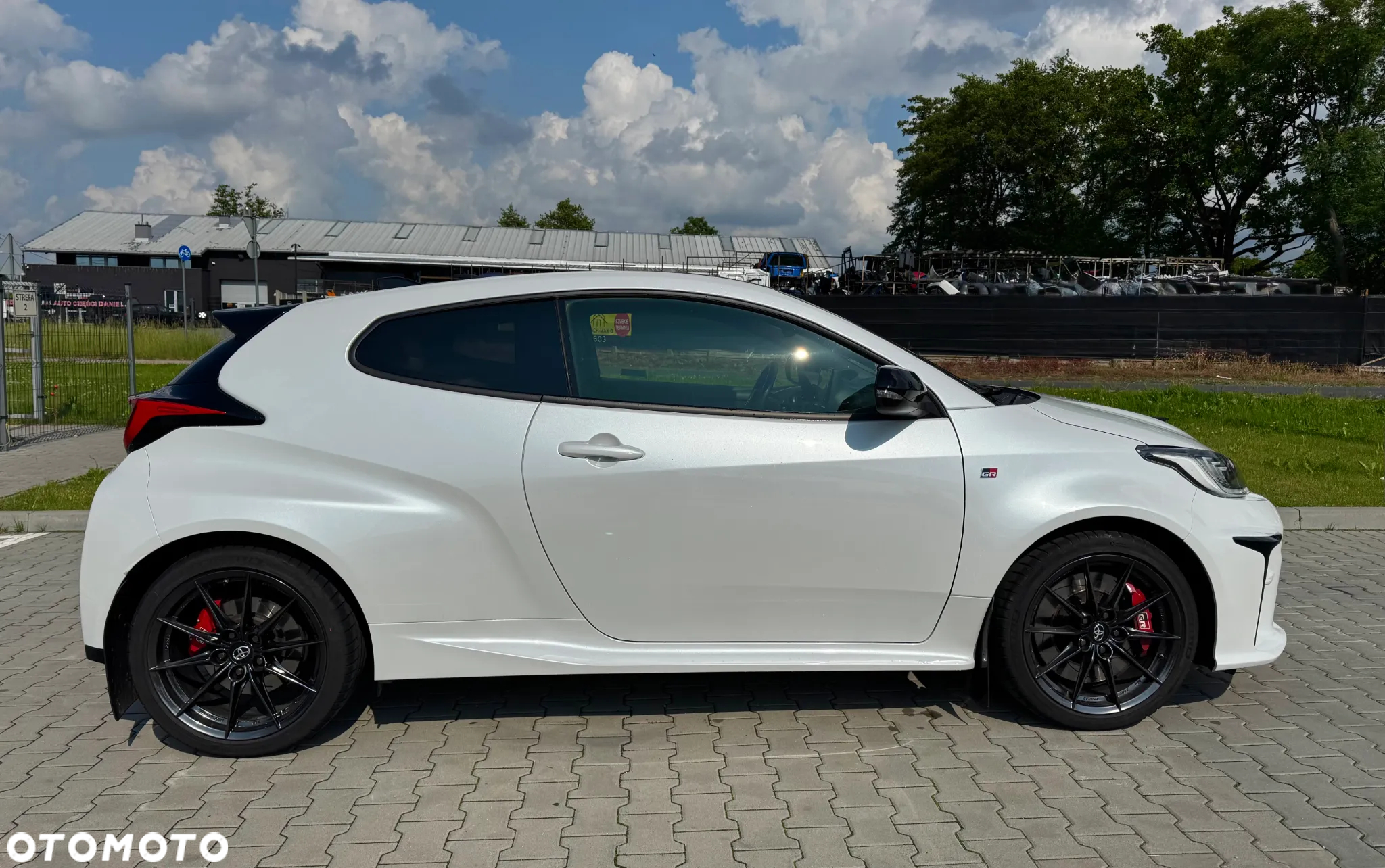 Toyota Yaris GR 1.6 Dynamic - 2