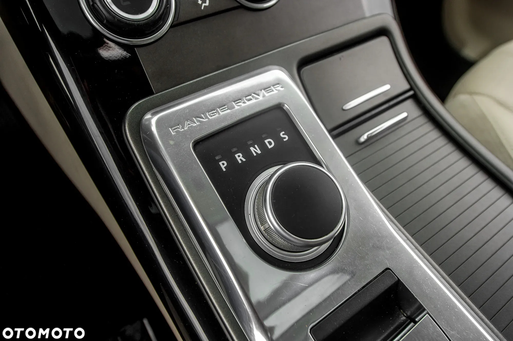 Land Rover Range Rover Sport - 38
