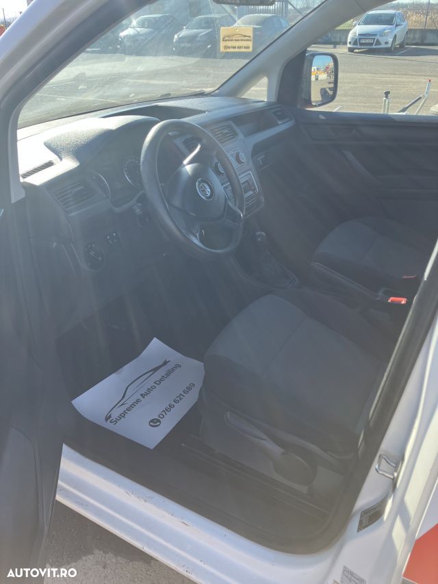 Volkswagen Caddy Maxi - 6