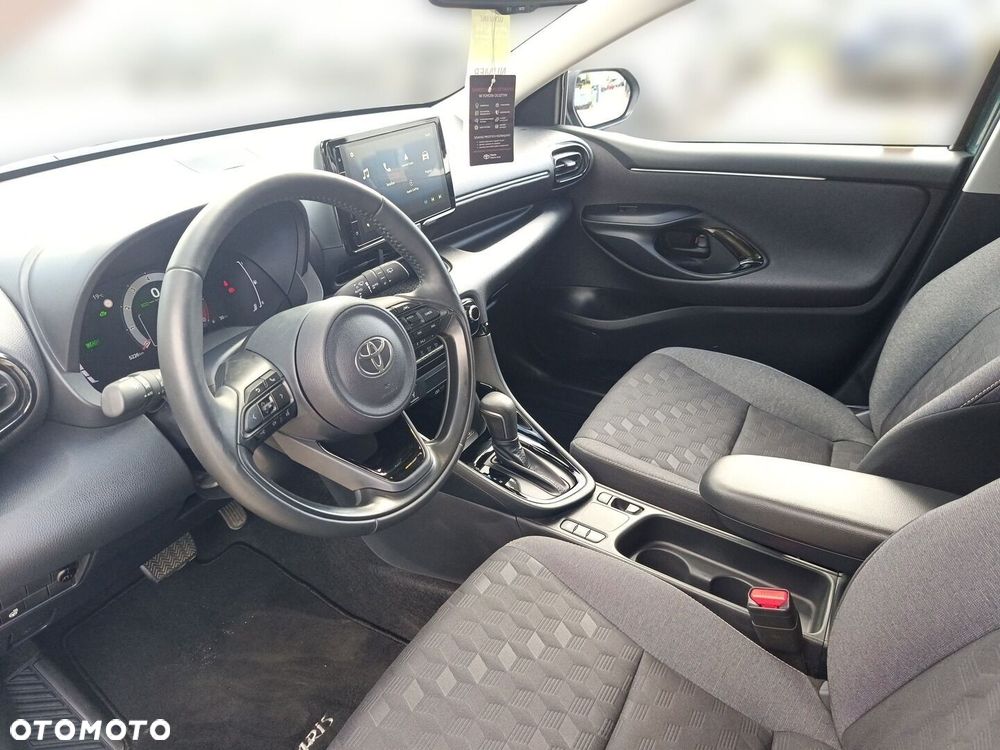 Toyota Yaris Hybrid 1.5 Style - 17