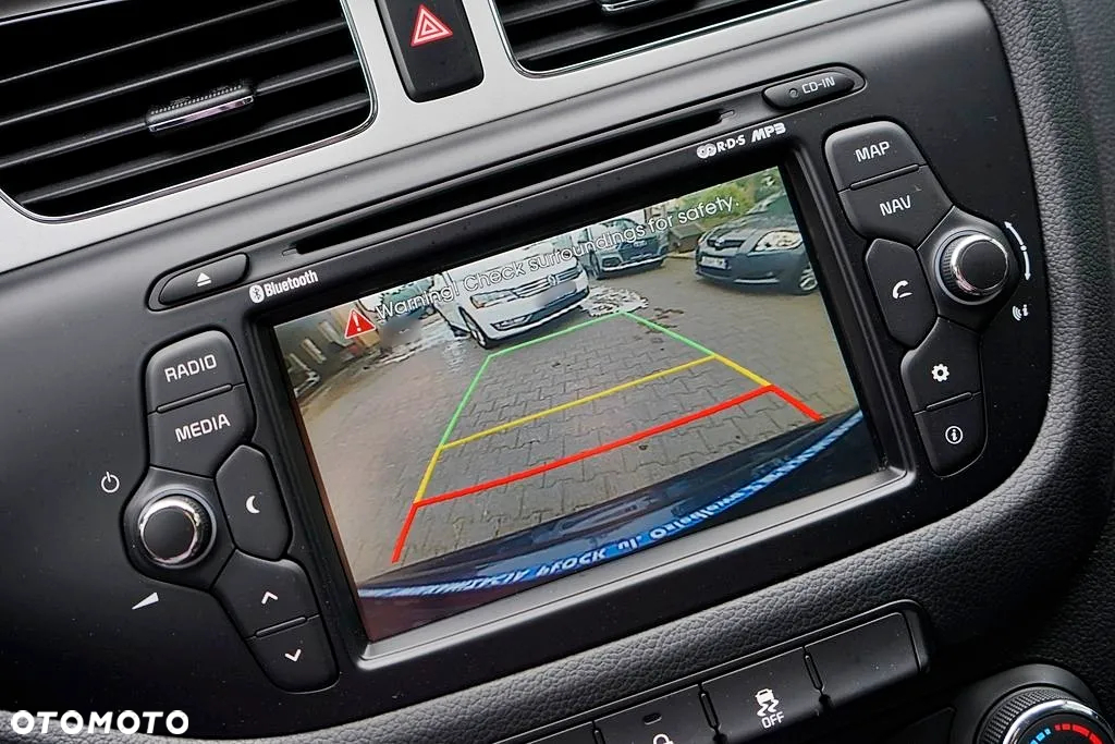 Kia Ceed - 31