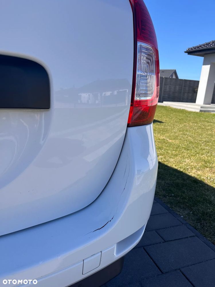 Dacia Logan 0.9 TCE Laureate S&S EU6 - 16