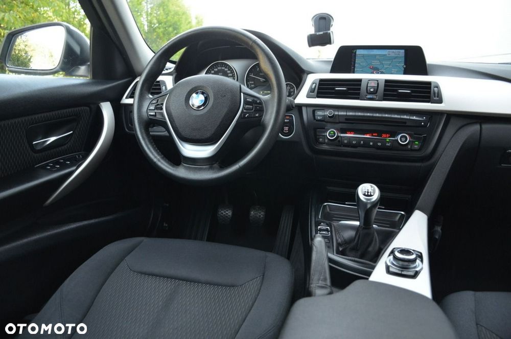 BMW Seria 3 - 28