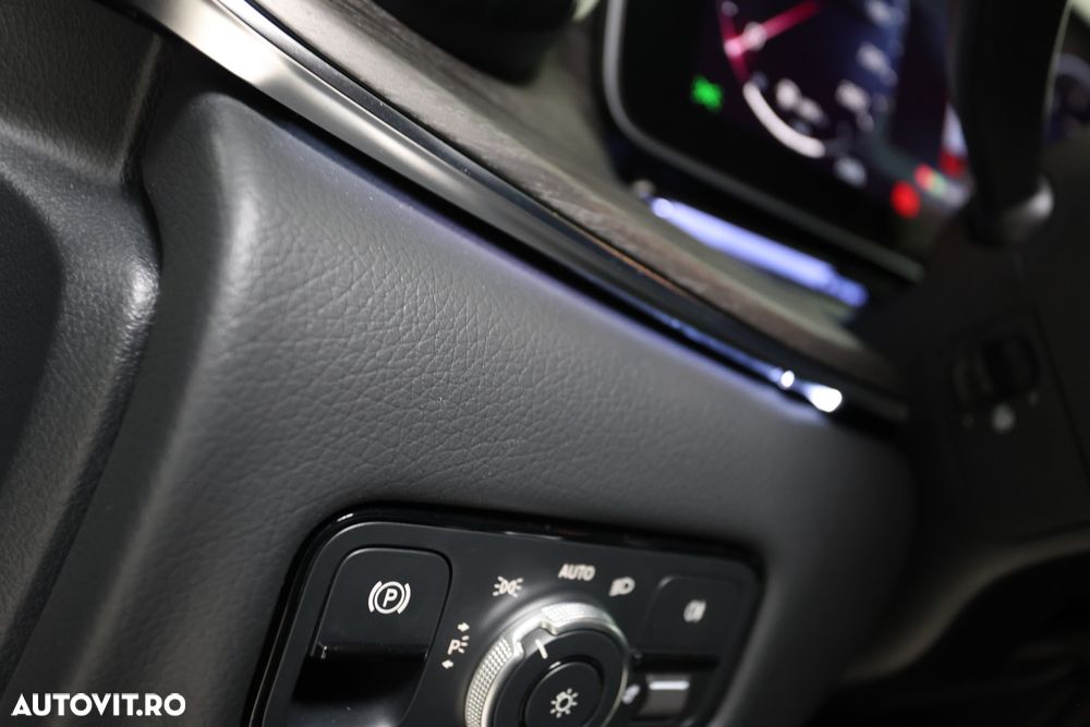 Mercedes-Benz V 300 d Extralung Avantgarde - 32