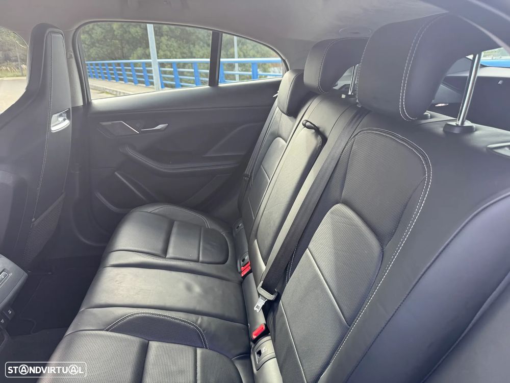 Jaguar I-Pace EV400 AWD R-DYNAMIC HSE - 25