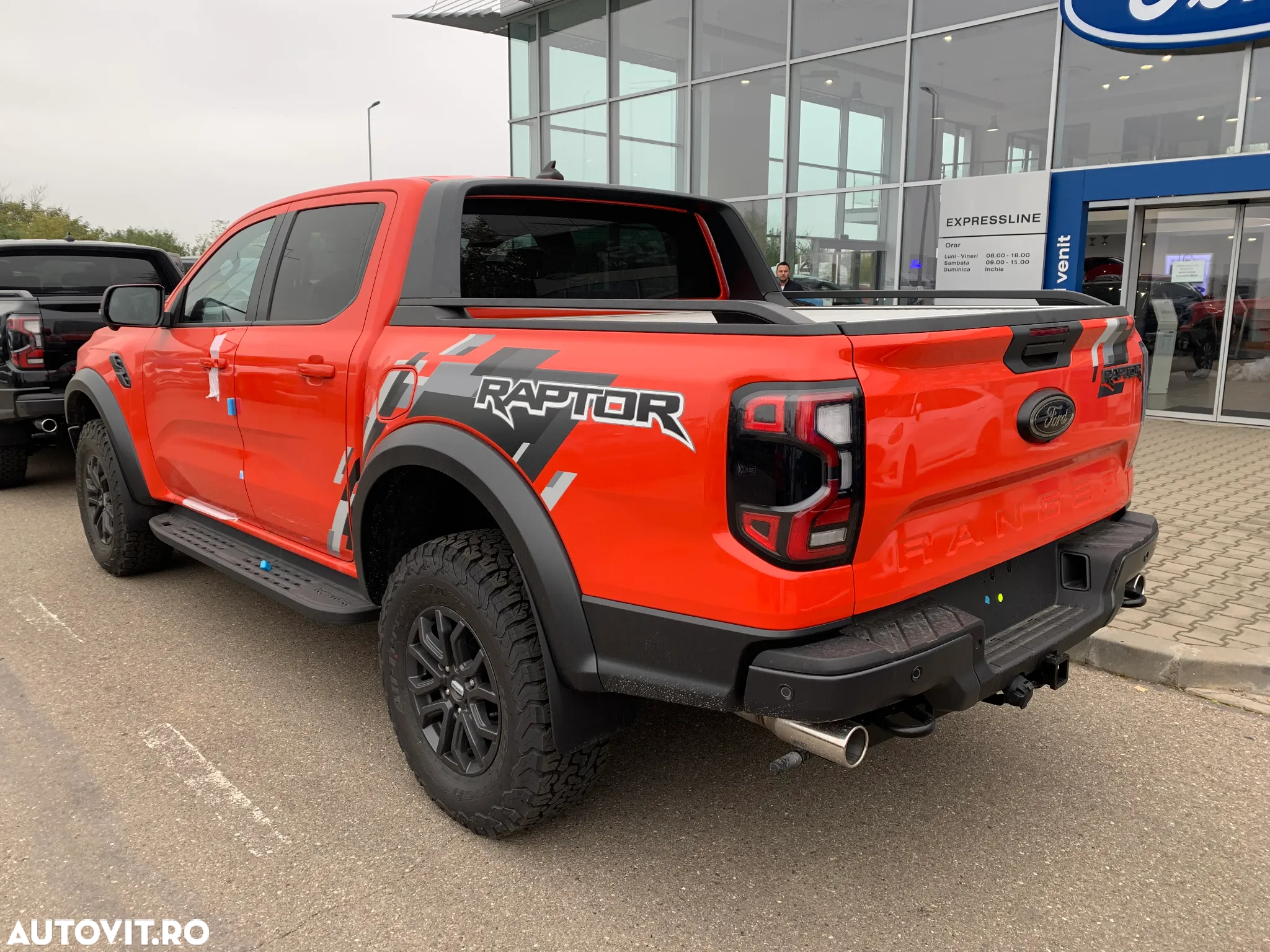 Ford Raptor - 6