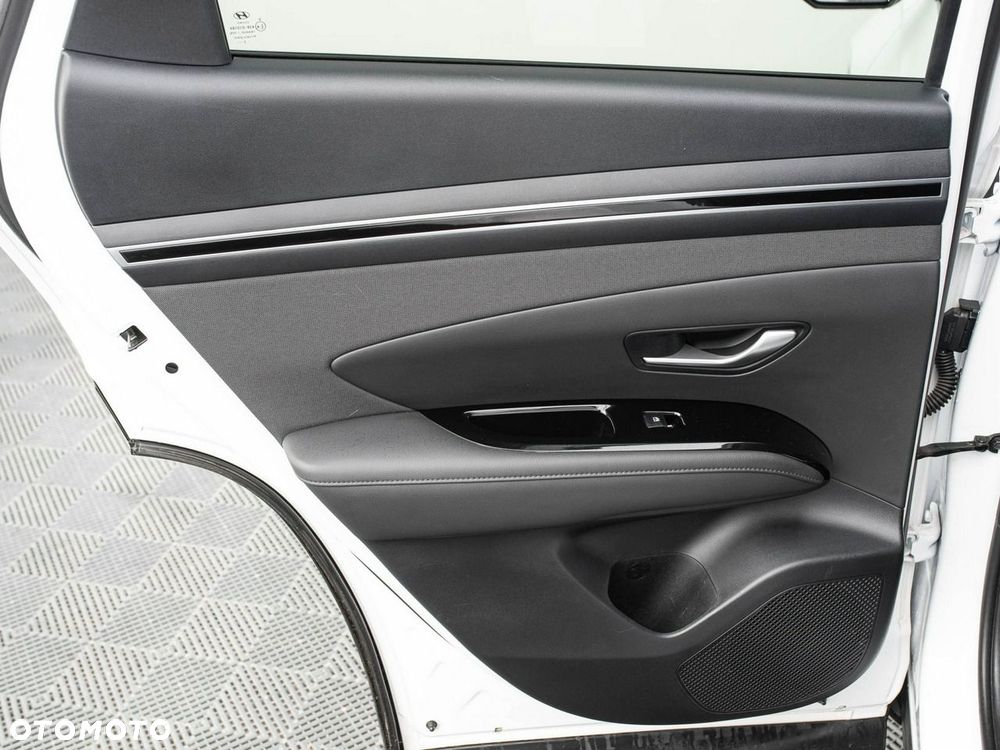 Hyundai Tucson - 25