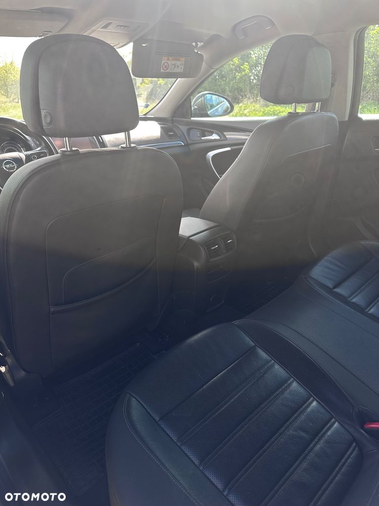 Opel Insignia - 11