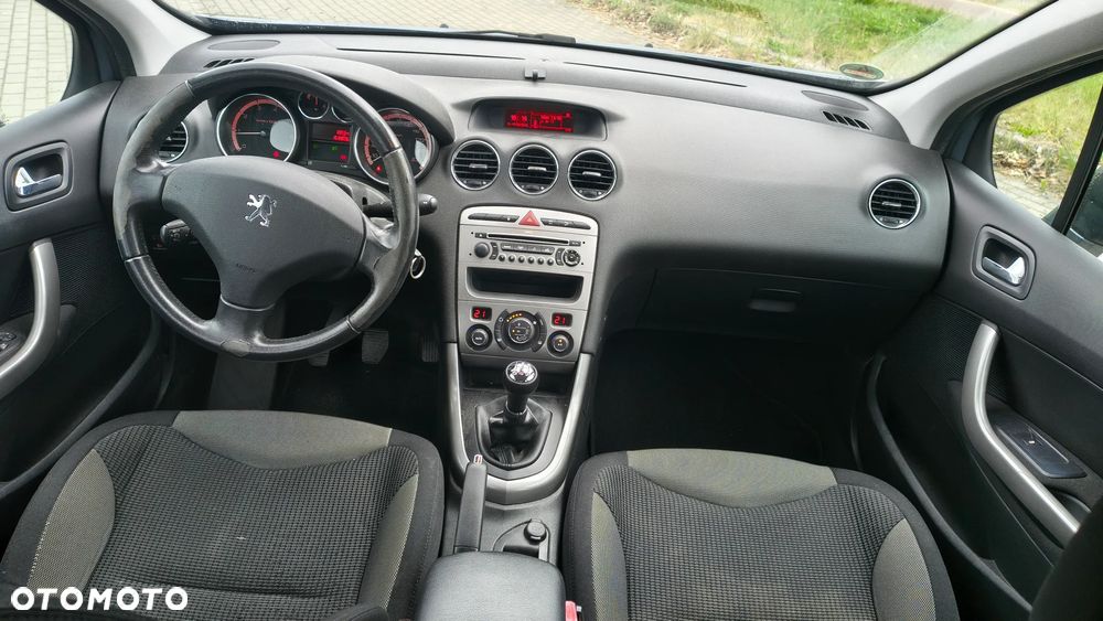 Peugeot 308 1.6 Premium - 10