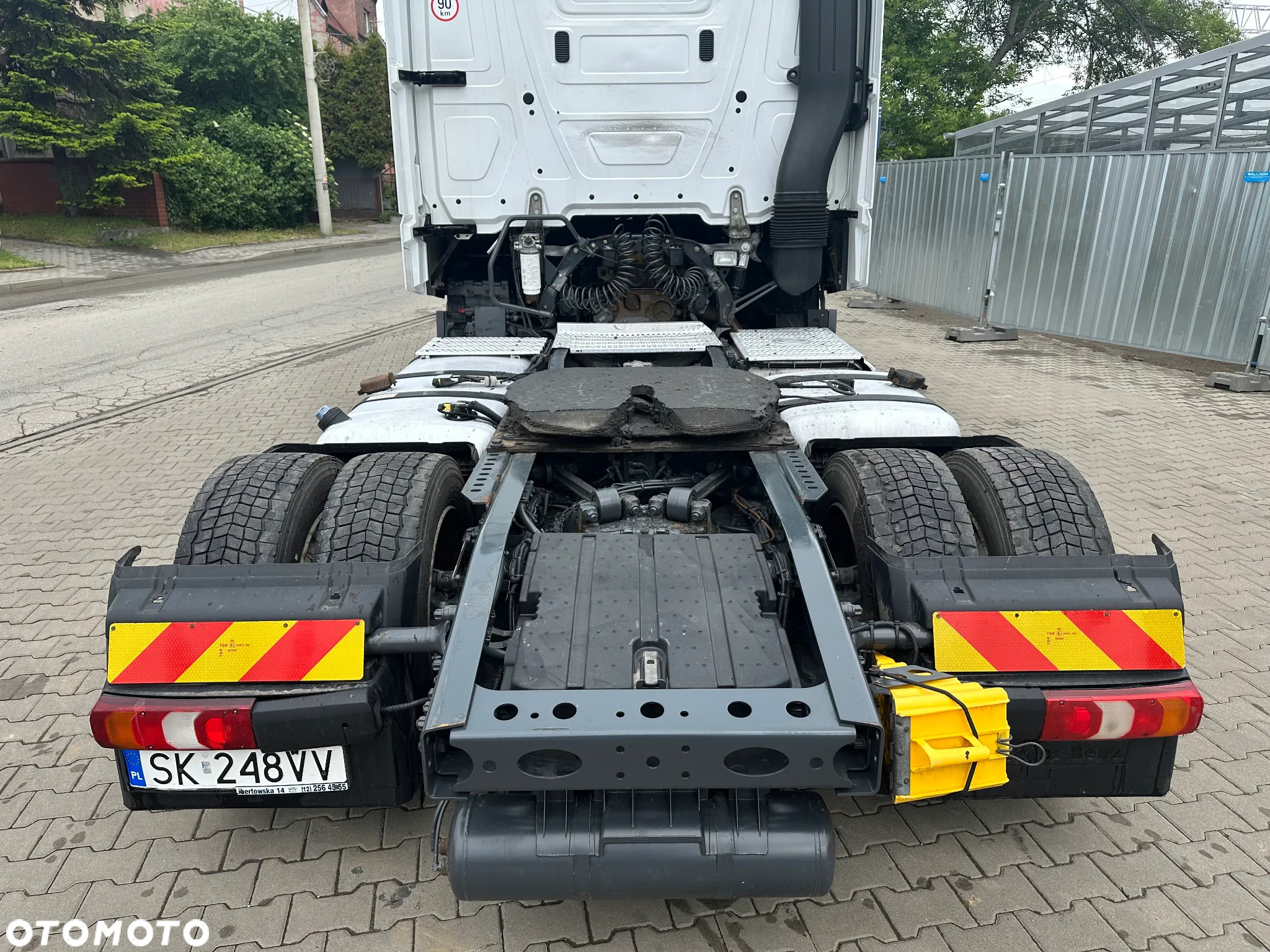 Mercedes-Benz ACTROS MP4 - 17