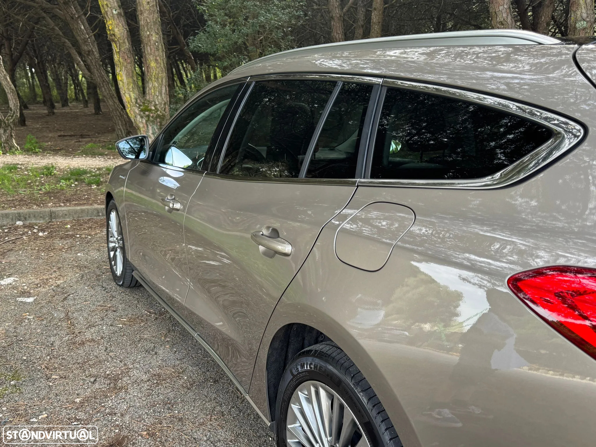 Ford Focus SW 1.0 EcoBoost Vignale Aut. - 16