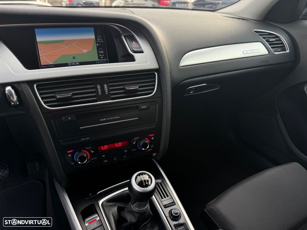 Audi A4 2.0 TDI DPF quattro Attraction - 13